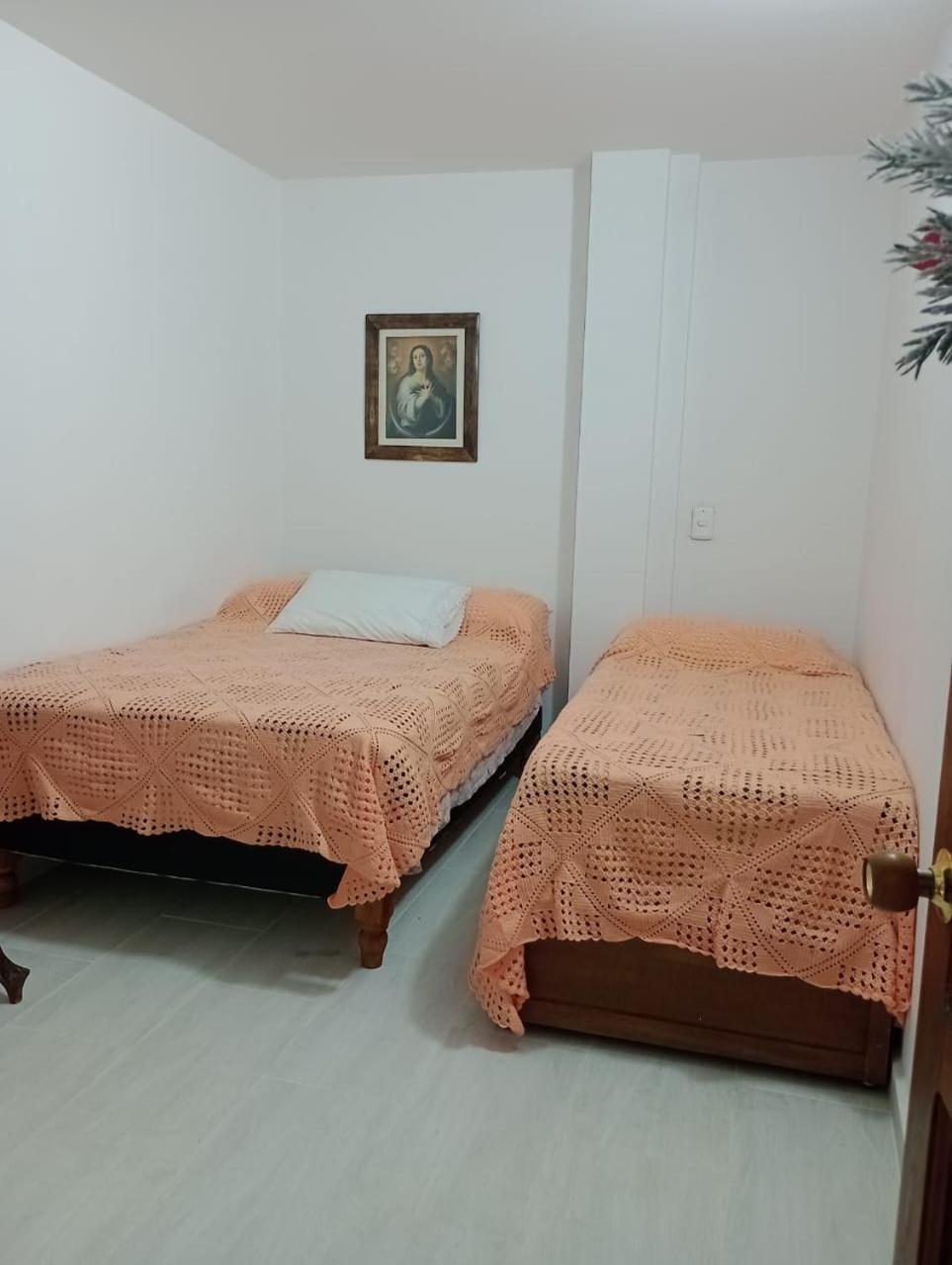 Hostal Famihotel Fundadores Jardín Kültér fotó